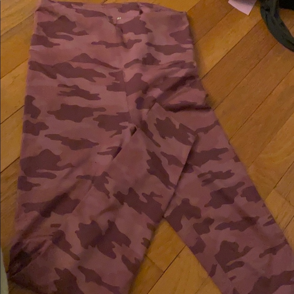 Pink Camo Leggings